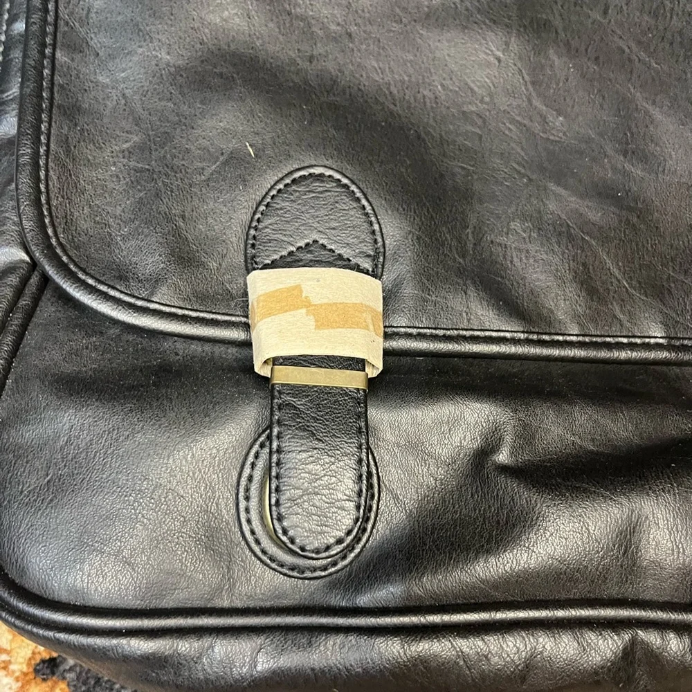 The Highland Black Leather Men's or Women’s Bag Briefcase Laptop Bag